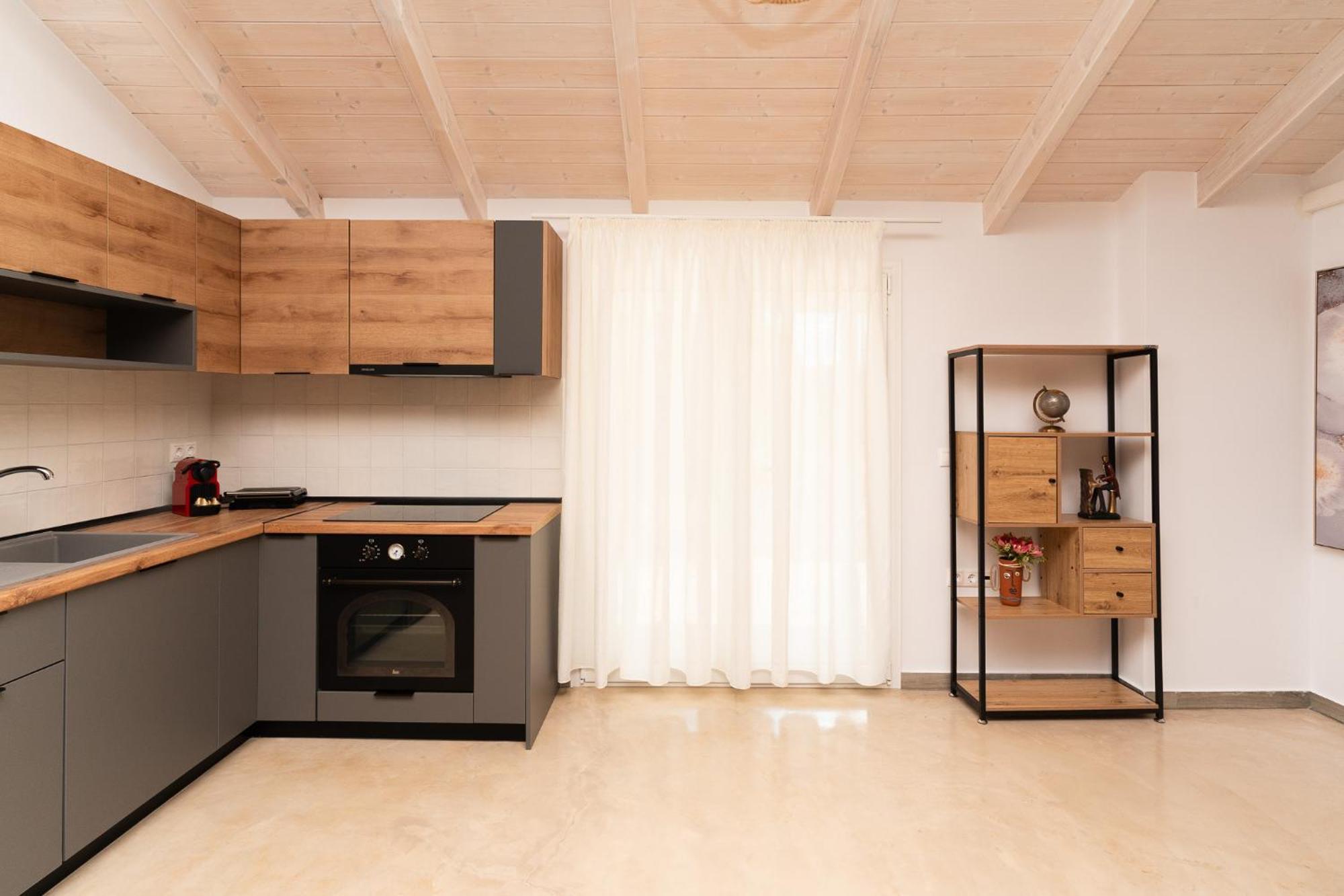 Lithos Suites Фінікунда Екстер'єр фото