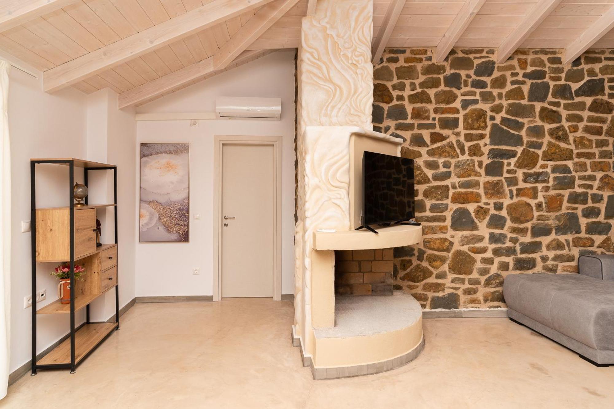 Lithos Suites Фінікунда Екстер'єр фото